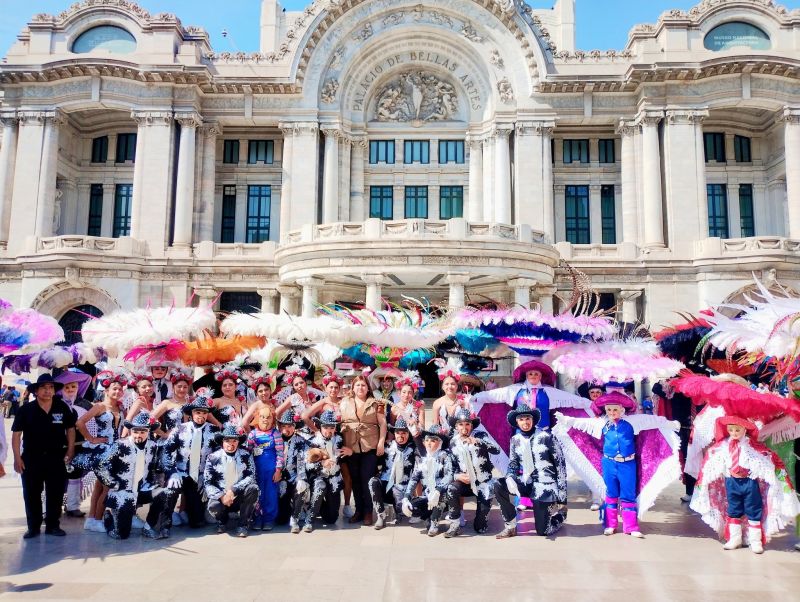 Carnaval de Xiloxoxtla brilla en el Palacio de Bellas Artes
